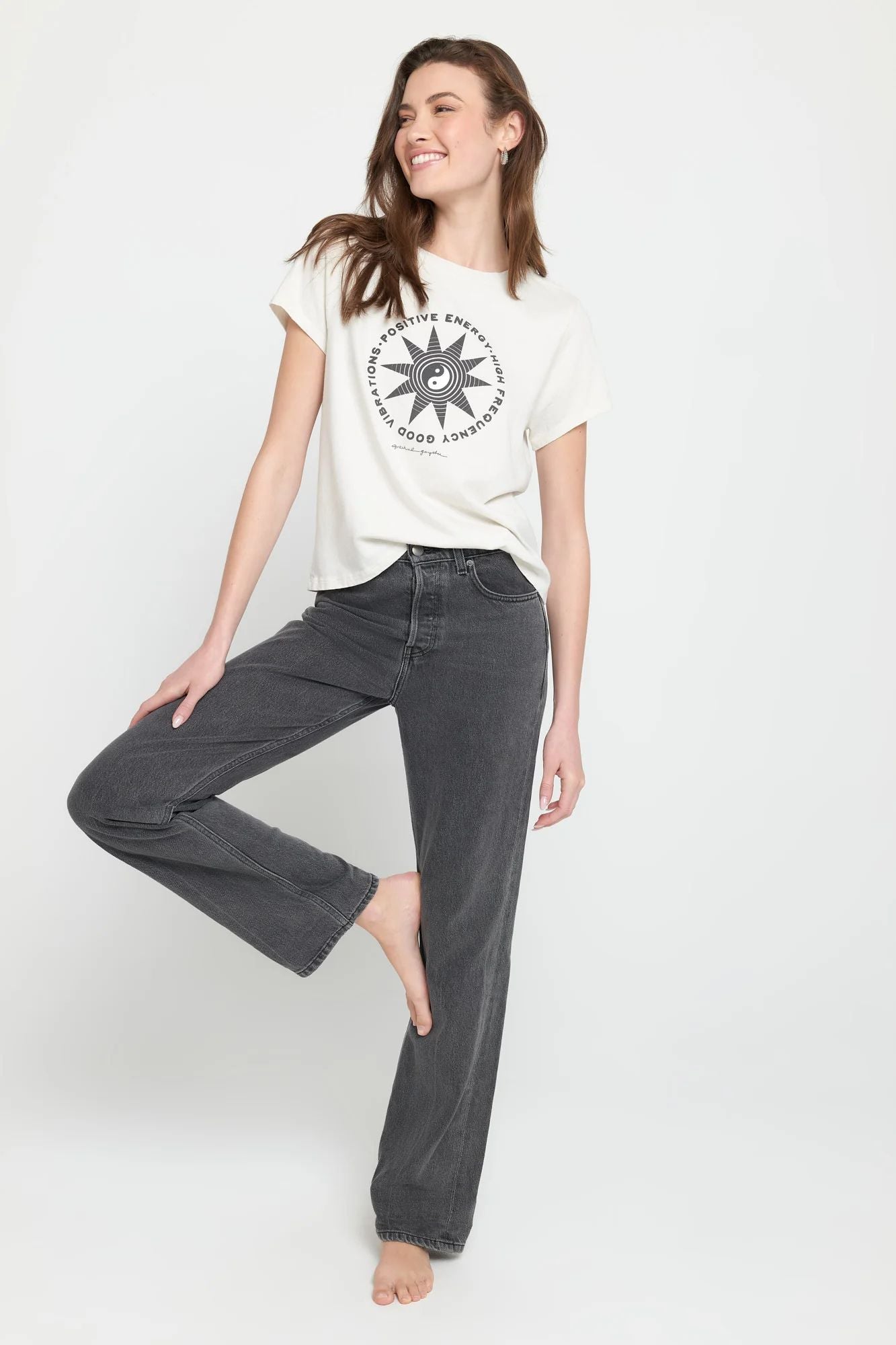 Yin Yang Star Lila Tee