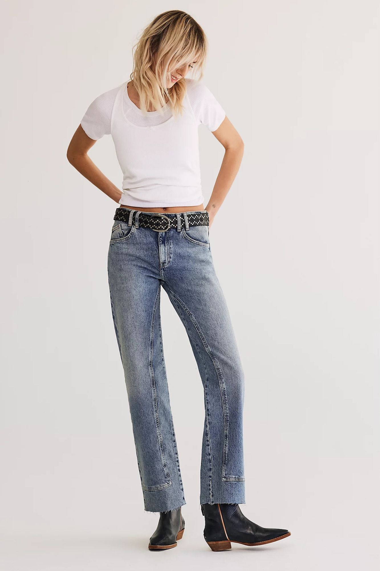 Risk Taker Mid-Rise Jeans