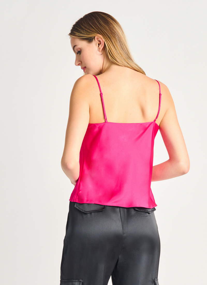 Camisole en satin à col drapé