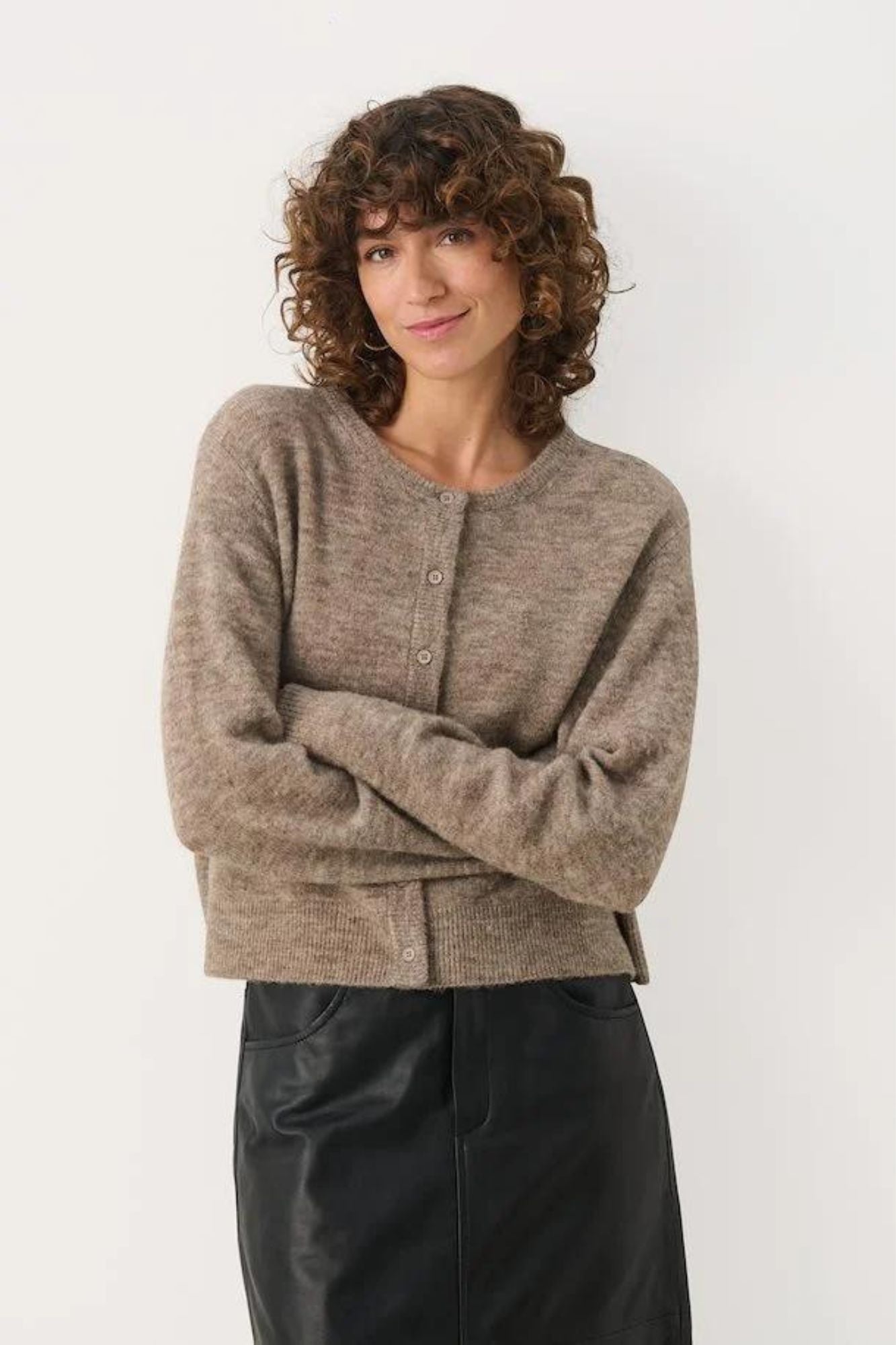 Linika Cardigan