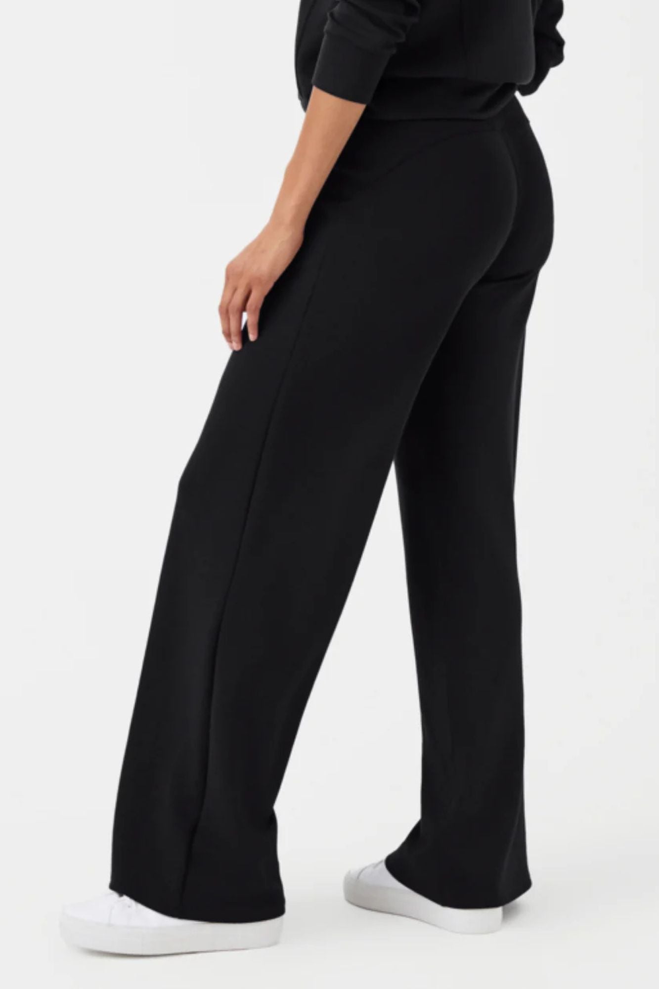 Air Essentials Wide Leg Pant