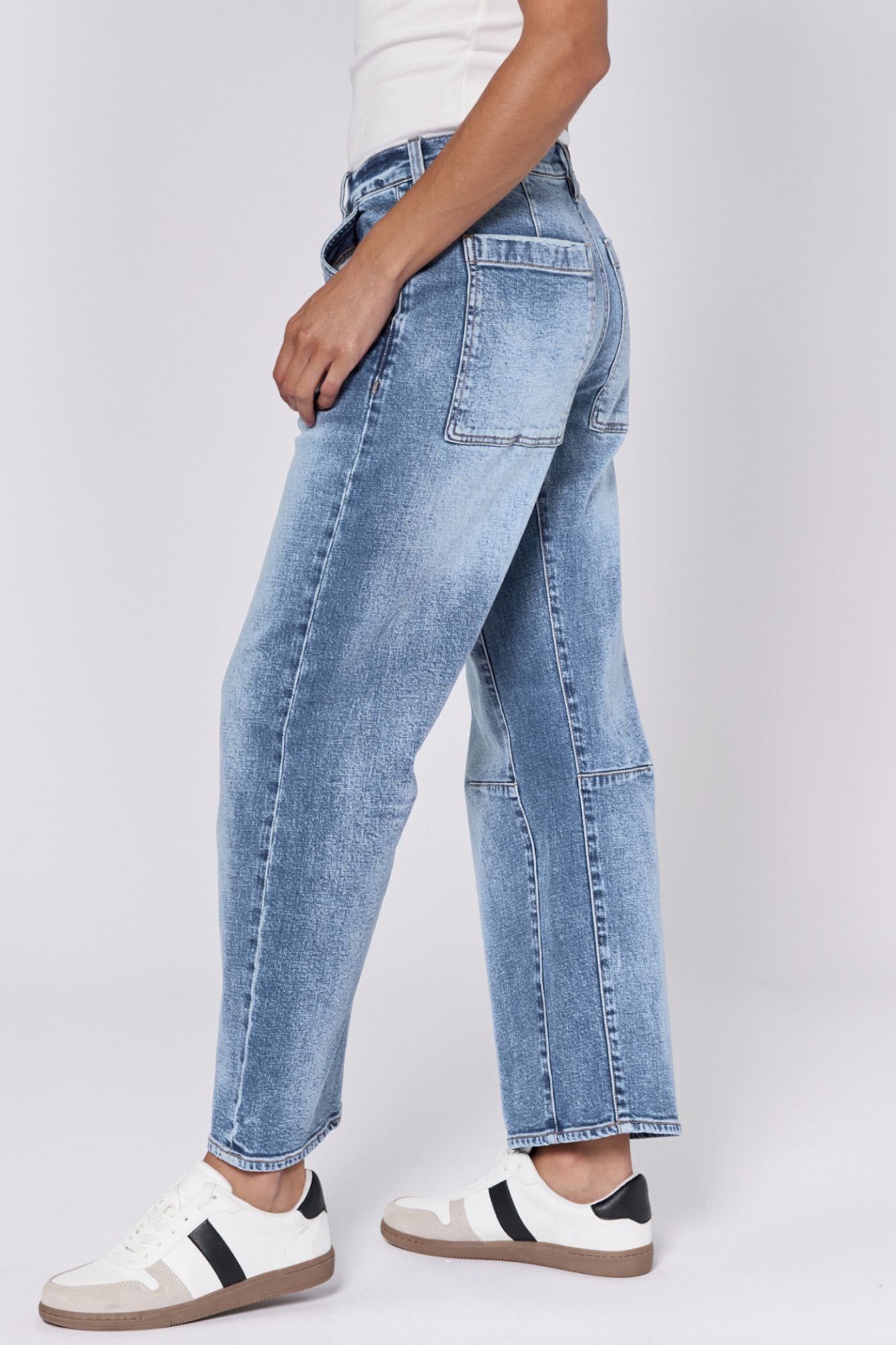 Western Hue Barrel Jeans