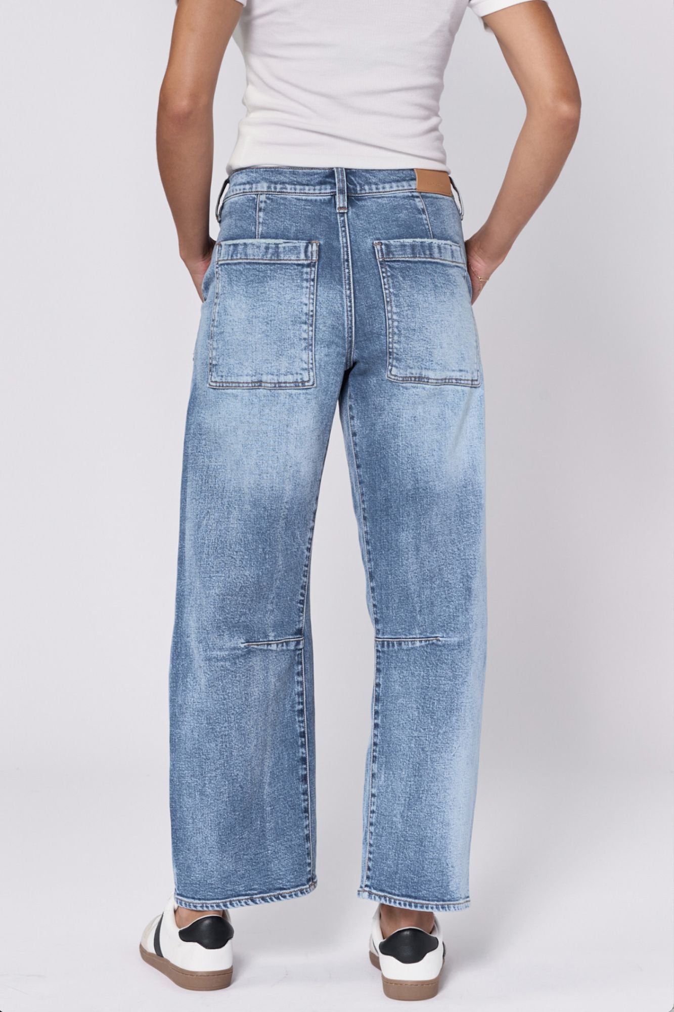 Western Hue Barrel Jeans