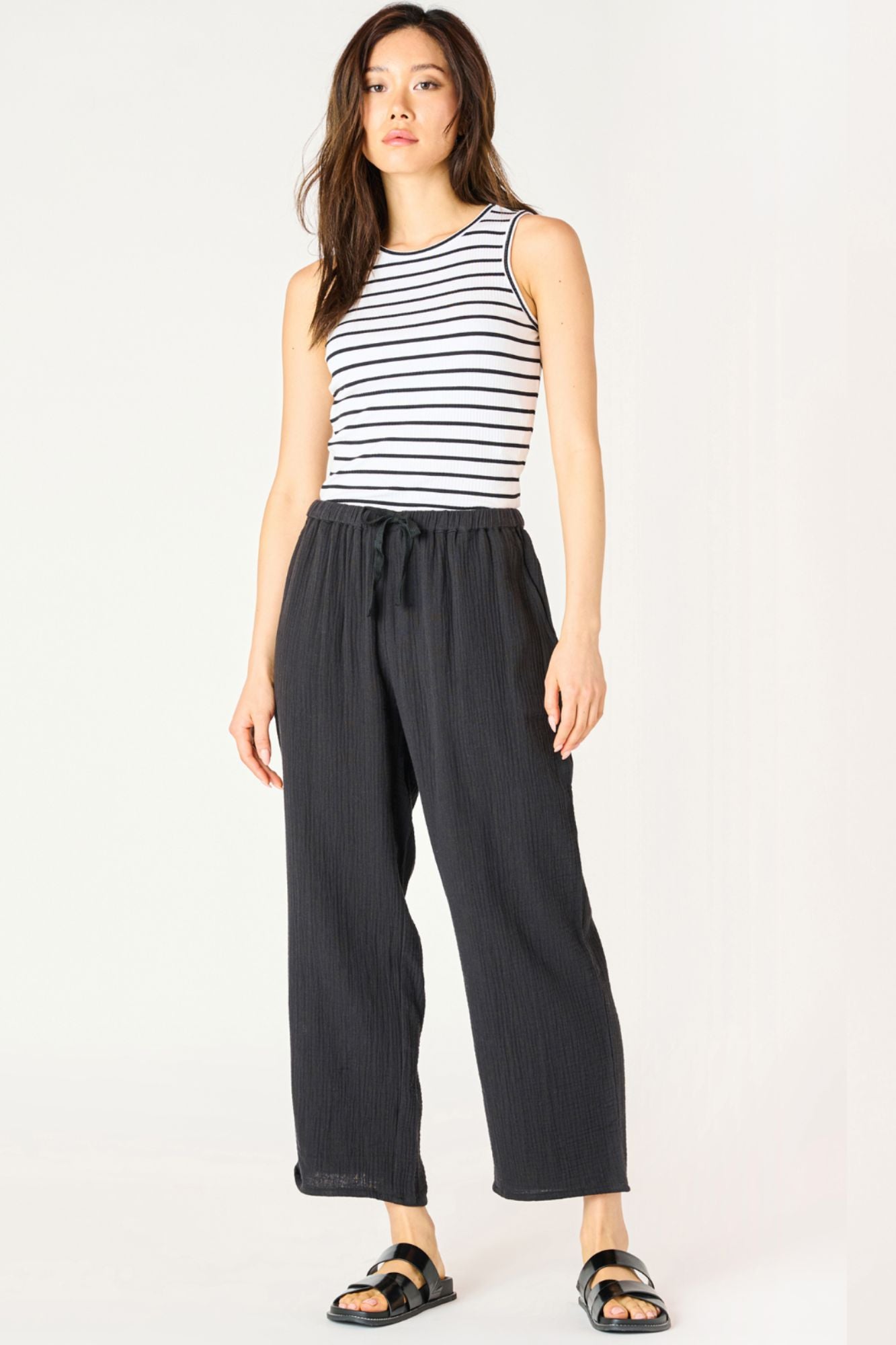 Pull On Textured Pant