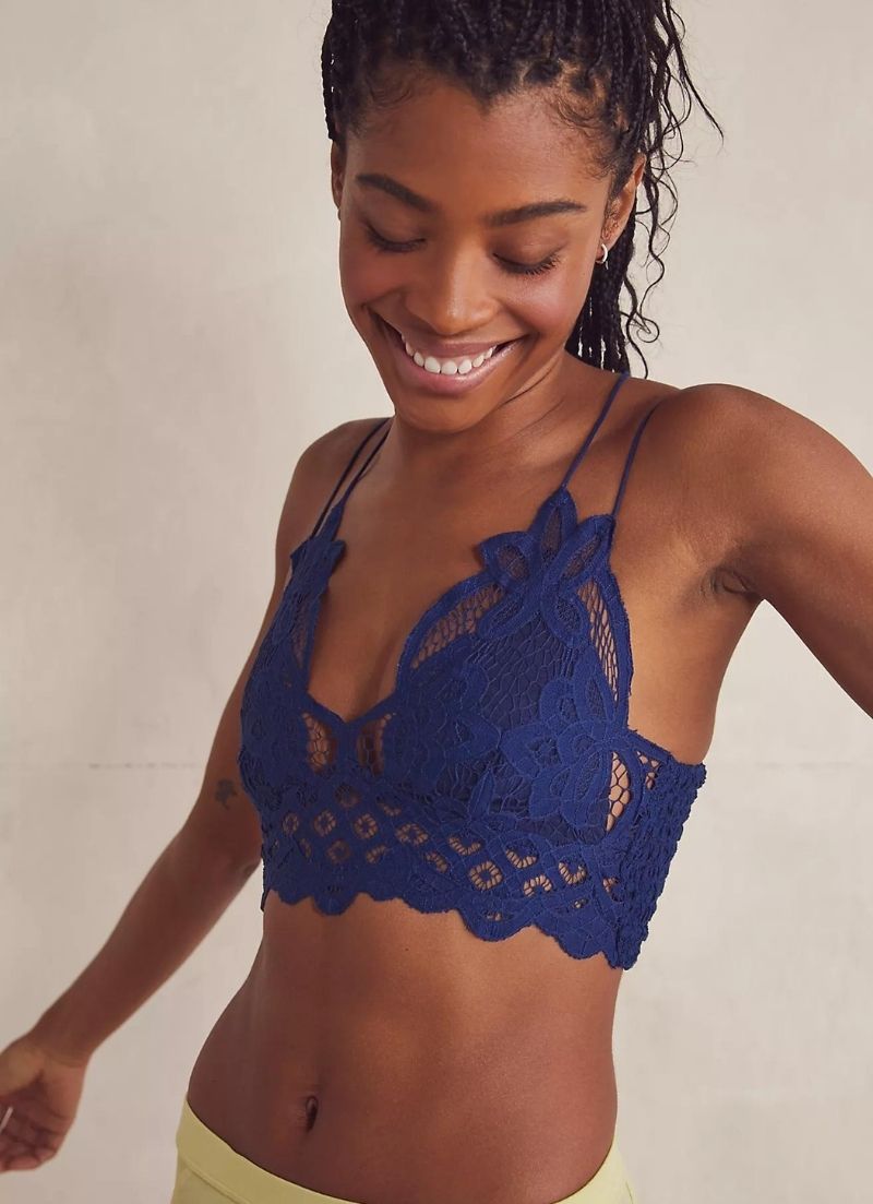 Free People Adella Bralette (White) (S) : : Clothing, Shoes &  Accessories