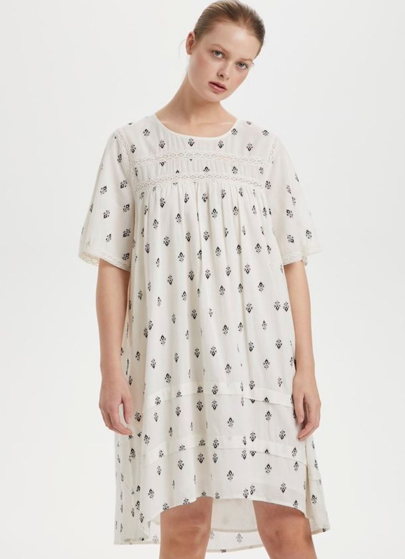 Lady Luxe Embroidered Dress Moss